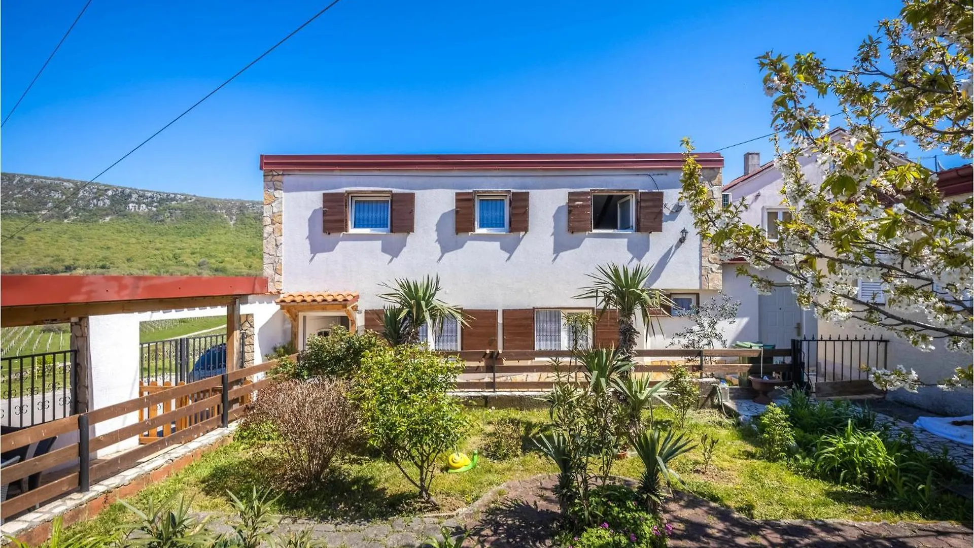 Nice Home In Novi Vinodolski With Wifi